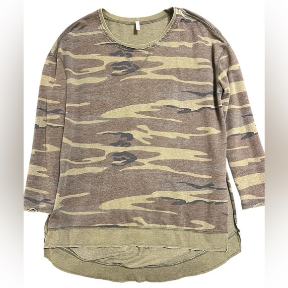 Z Supply Tops - Women’s Z-Supply Camo Weekender Top | Size Small-Oversized